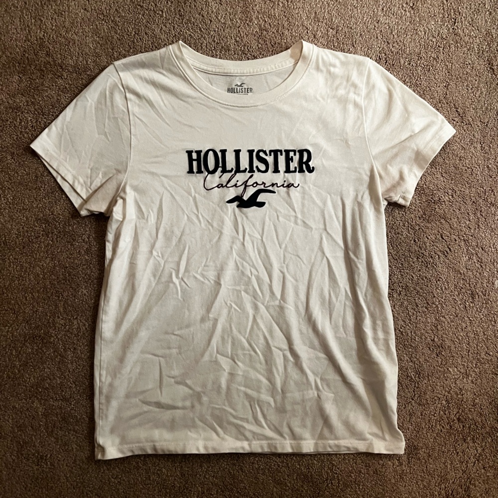 Hollister Cream Classic T-Shirt